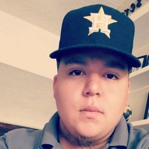 Meet your Posher, Aaron